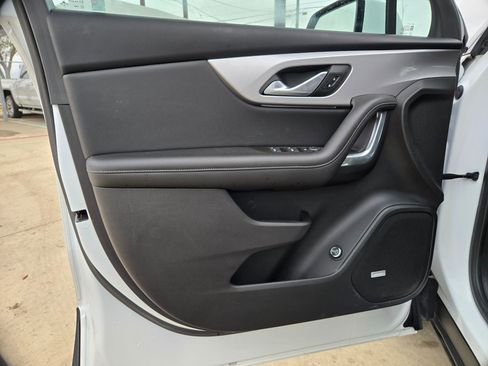 Used 2021 Chevrolet Blazer LT w/ Sound & Technology Package image 11