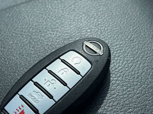 Used 2025 Nissan Altima 2.5 SV image 23