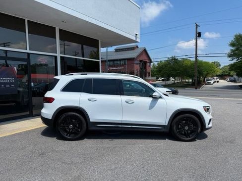 Used 2020 Mercedes-Benz GLB 250 4MATIC image 28