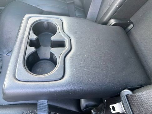 Used 2022 Jeep Compass Limited w/ Elite Group AWD/4WD image 16