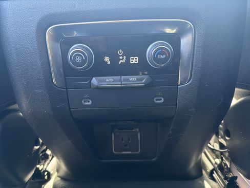 Certified 2024 Chevrolet Tahoe Z71 AWD/4WD image 24