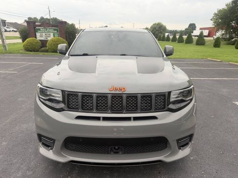 Used 2019 Jeep Grand Cherokee SRT AWD/4WD image 10