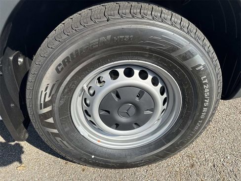 New 2025 Mercedes-Benz Sprinter 2500 image 8