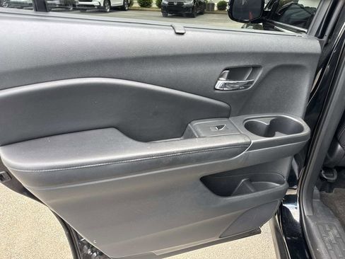 Used 2016 Honda Pilot Touring image 12