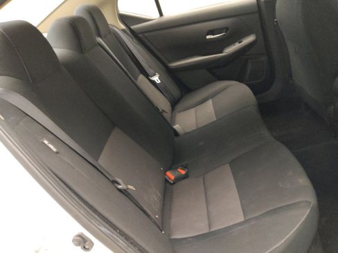 Used 2023 Nissan Sentra SV FWD image 19