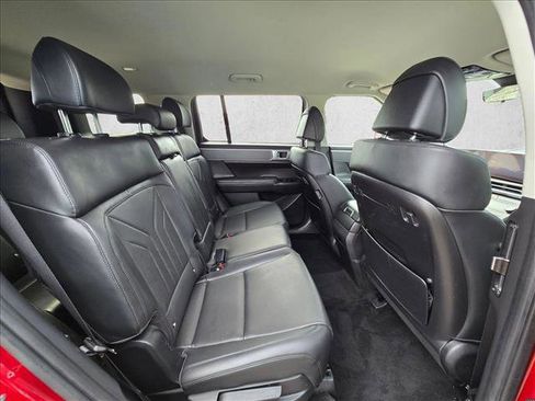 Used 2025 Hyundai Santa Fe SEL AWD/4WD image 18