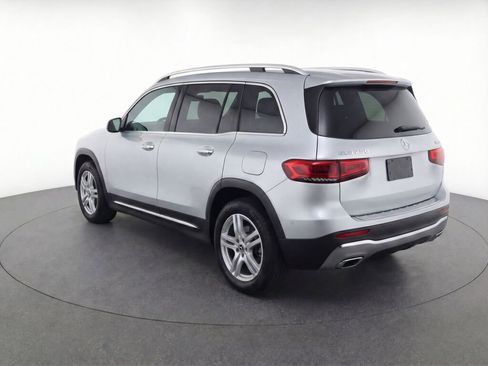 Used 2020 Mercedes-Benz GLB 250 4MATIC image 4