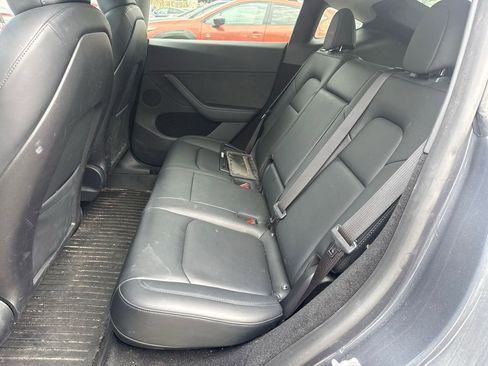 Used 2023 Tesla Model Y Long Range AWD/4WD image 13