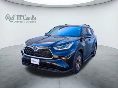 Used 2023 Toyota Highlander Bronze Edition