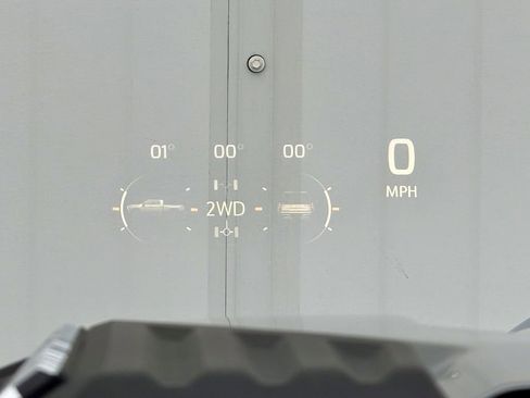 Used 2024 Chevrolet Silverado 2500 LTZ w/ LTZ Premium Package image 28