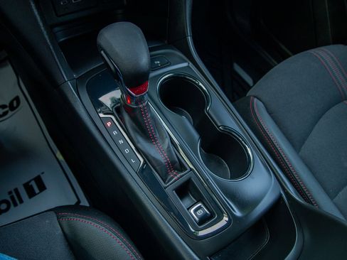 Used 2022 Chevrolet Equinox RS FWD image 19