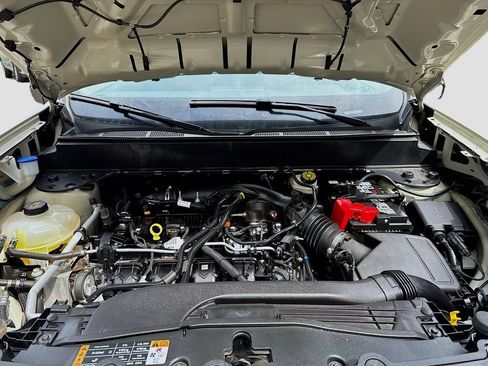 Used 2024 Ford Maverick Lariat w/ Black Appearance Package image 31