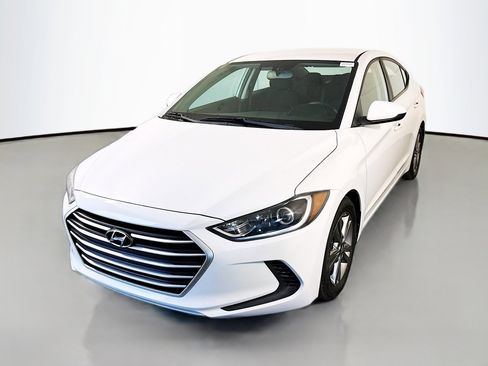 Used 2018 Hyundai Elantra SEL image 4