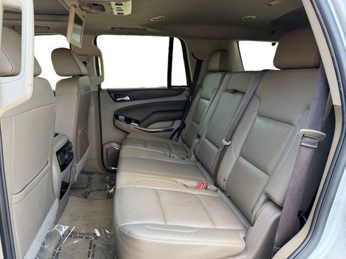 Used 2018 Chevrolet Tahoe LT AWD/4WD image 19