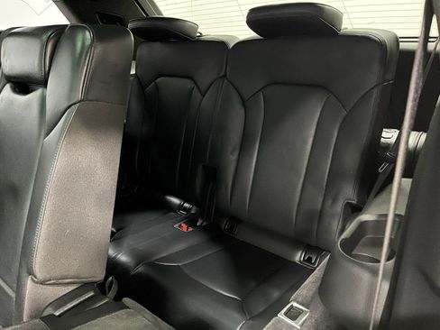 Used 2021 Audi Q7 3.0T Prestige w/ Prestige Package AWD/4WD image 31