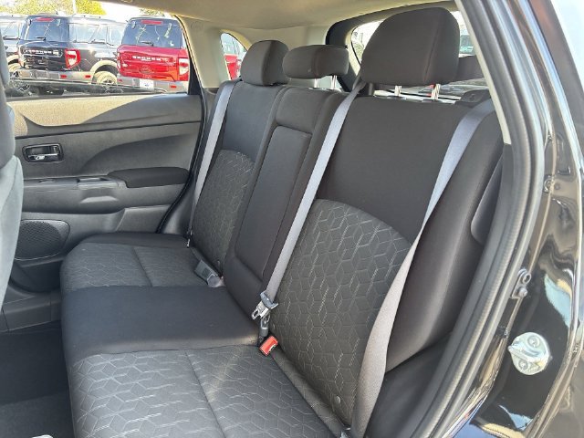 Used 2025 Mitsubishi Outlander Sport ES AWD/4WD image 30