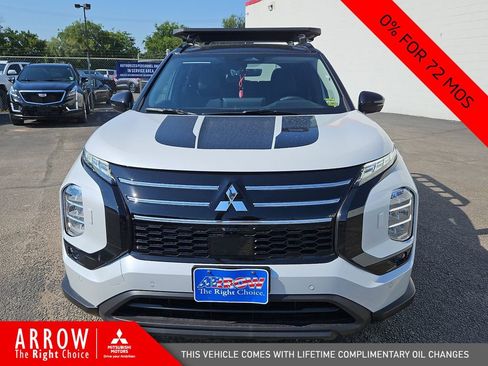 New 2025 Mitsubishi Outlander Trail Edition image 3