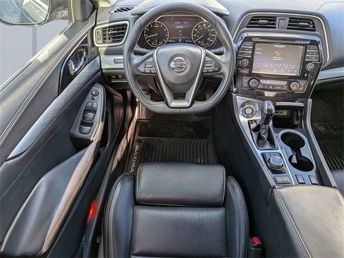 Used 2016 Nissan Maxima 3.5 SV image 18