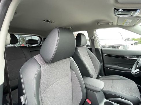 New 2026 Kia Seltos S FWD image 29