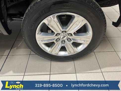 Used 2016 Ford F150 Platinum w/ Equipment Group 701A Luxury AWD/4WD image 31