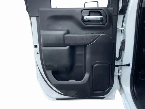 Used 2022 Chevrolet Silverado 2500 W/T w/ WT Convenience Package image 11