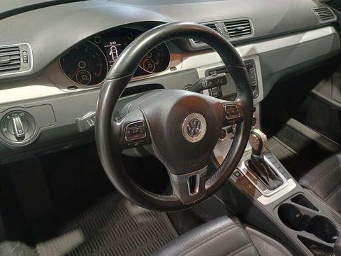 Used 2014 Volkswagen CC Sport FWD image 19