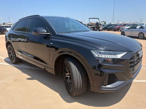 Used 2020 Audi Q8 Prestige AWD/4WD image 9