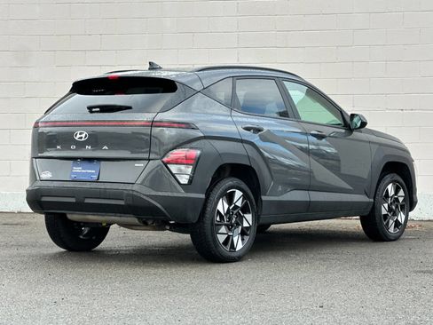 Certified 2025 Hyundai Kona SEL AWD/4WD image 3