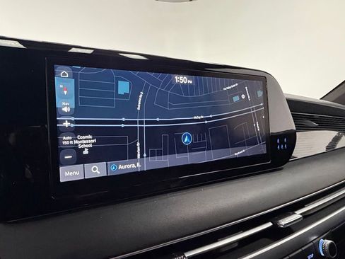 Used 2023 Hyundai Palisade Calligraphy w/ Winter Package image 19