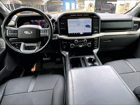 Used 2021 Ford F150 XLT w/ Equipment Group 302A High RWD image 16