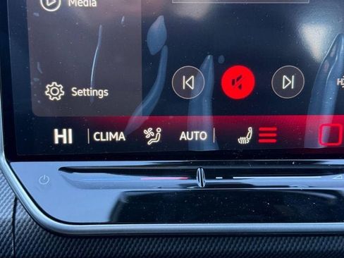 New 2026 Volkswagen GTI SE image 13