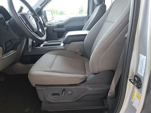 Used 2019 Ford F150 XLT w/ Equipment Group 302A Luxury AWD/4WD image 26