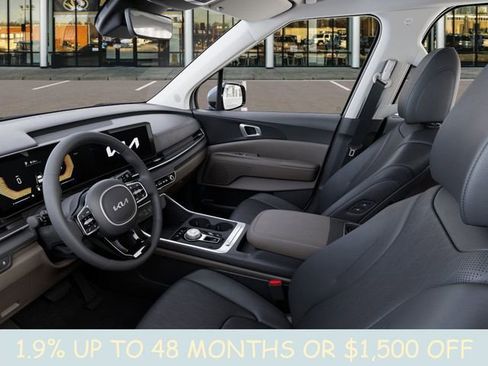 New 2026 Kia Carnival EX image 18