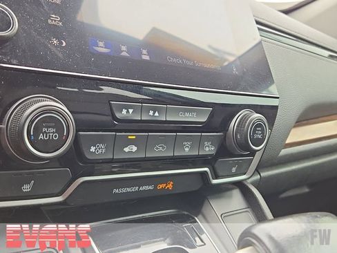 Used 2017 Honda CR-V Touring image 10