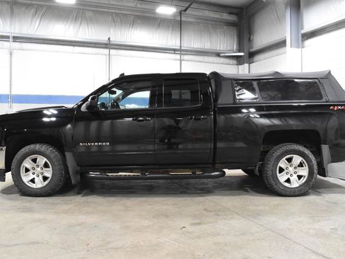 Used 2018 Chevrolet Silverado 1500 LT w/ All Star Edition image 23