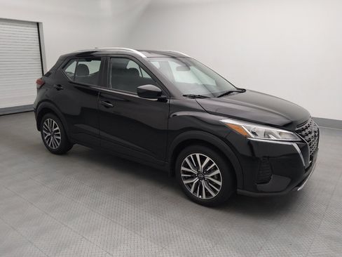 Used 2023 Nissan Kicks SV FWD image 11