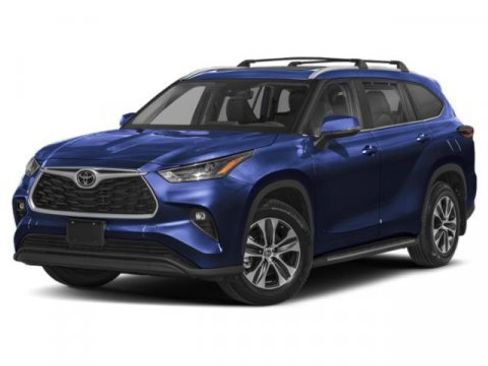 Used 2023 Toyota Highlander XLE FWD image 1