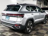 New 2025 Volkswagen Taos SE image 5