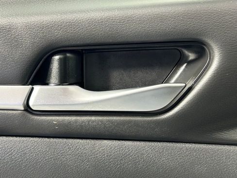 Used 2025 Nissan Altima 2.5 SL FWD image 31