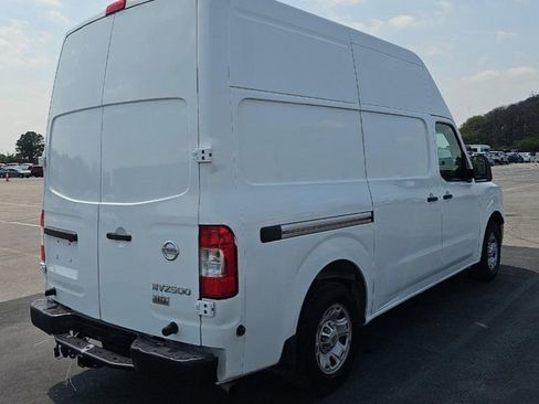 Used 2012 Nissan NV 2500 S w/ Side Curtain Airbag Pkg image 3