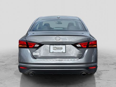 Used 2023 Nissan Altima 2.5 SV w/ SV Premium Package image 4