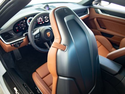 Used 2024 Porsche 911 Carrera S RWD image 19