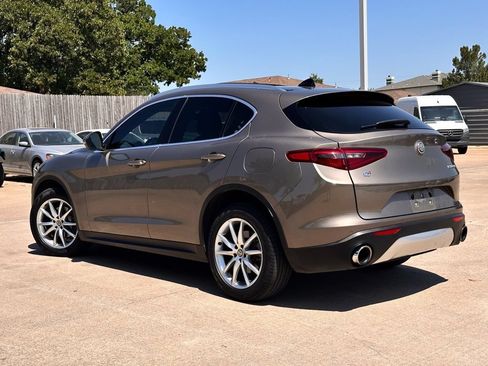 Used 2019 Alfa Romeo Stelvio Ti Lusso w/ Quick Order Package 22X Lusso AWD/4WD image 3