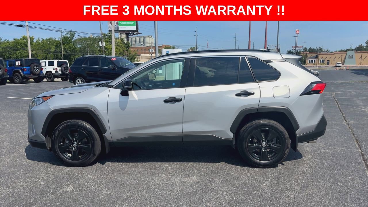 Used 2021 Toyota RAV4 XLE AWD/4WD image 5