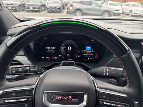 Used 2024 GMC Acadia AT4 w/ Super Cruise Package image 28