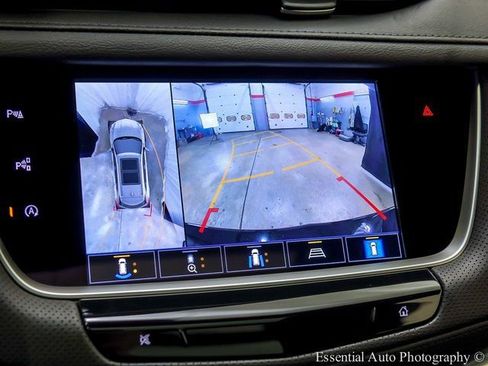 New 2025 Cadillac XT5 Sportv w/ Technology Package image 15