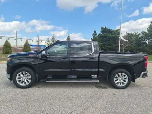 Used 2019 Chevrolet Silverado 1500 LTZ w/ LTZ Plus Package AWD/4WD image 8