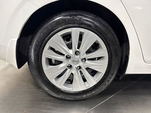 Used 2025 Nissan Sentra S FWD image 13