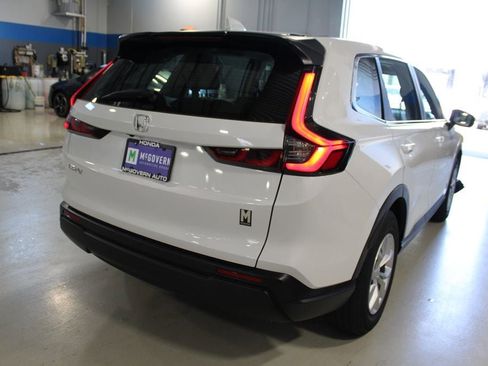 Used 2023 Honda CR-V LX image 38