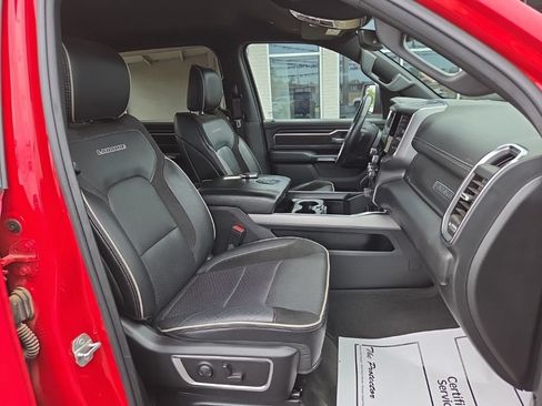 Used 2024 RAM 1500 Laramie AWD/4WD image 6